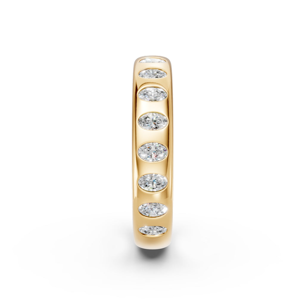 Seventeen Oval Diamond Straight Band